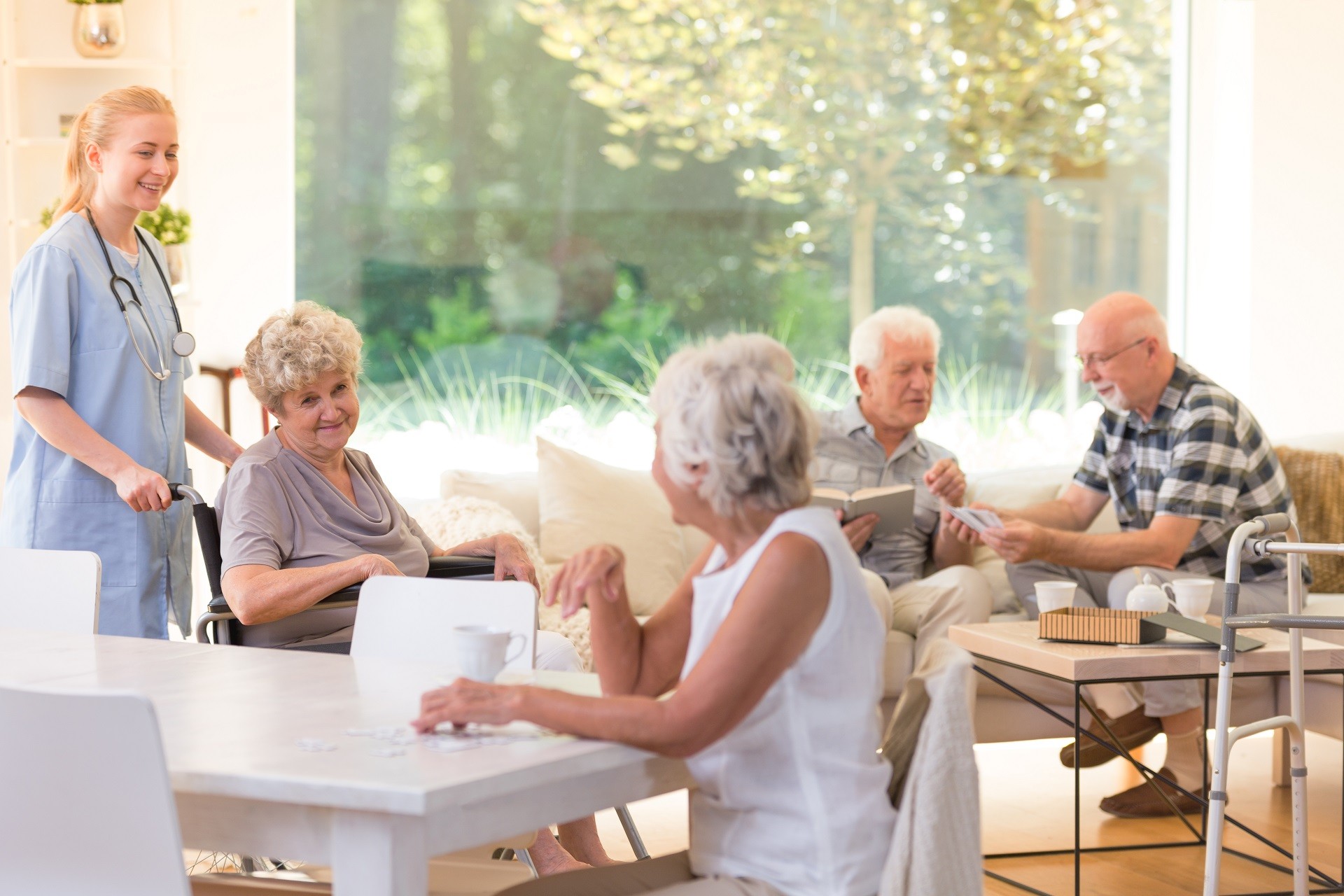 Do Assisted Living Facilities Have a Doctor on Staff at All Times?